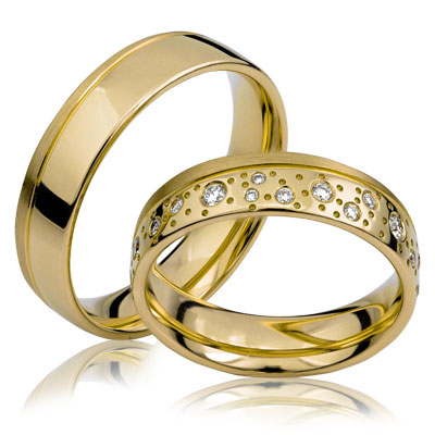 <strong>AE27 | Trauringpaar</strong></br>(585 Gold)